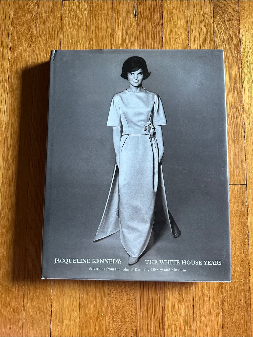 Out of Print Jacqueline Kennedy: The White House Years book (Hardcover, 2005)